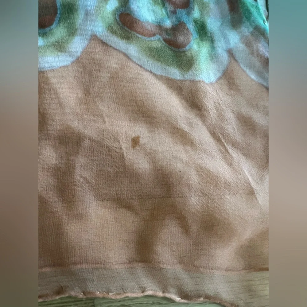 Vintage CHANEL Silk Scarf - Picture 4 of 4